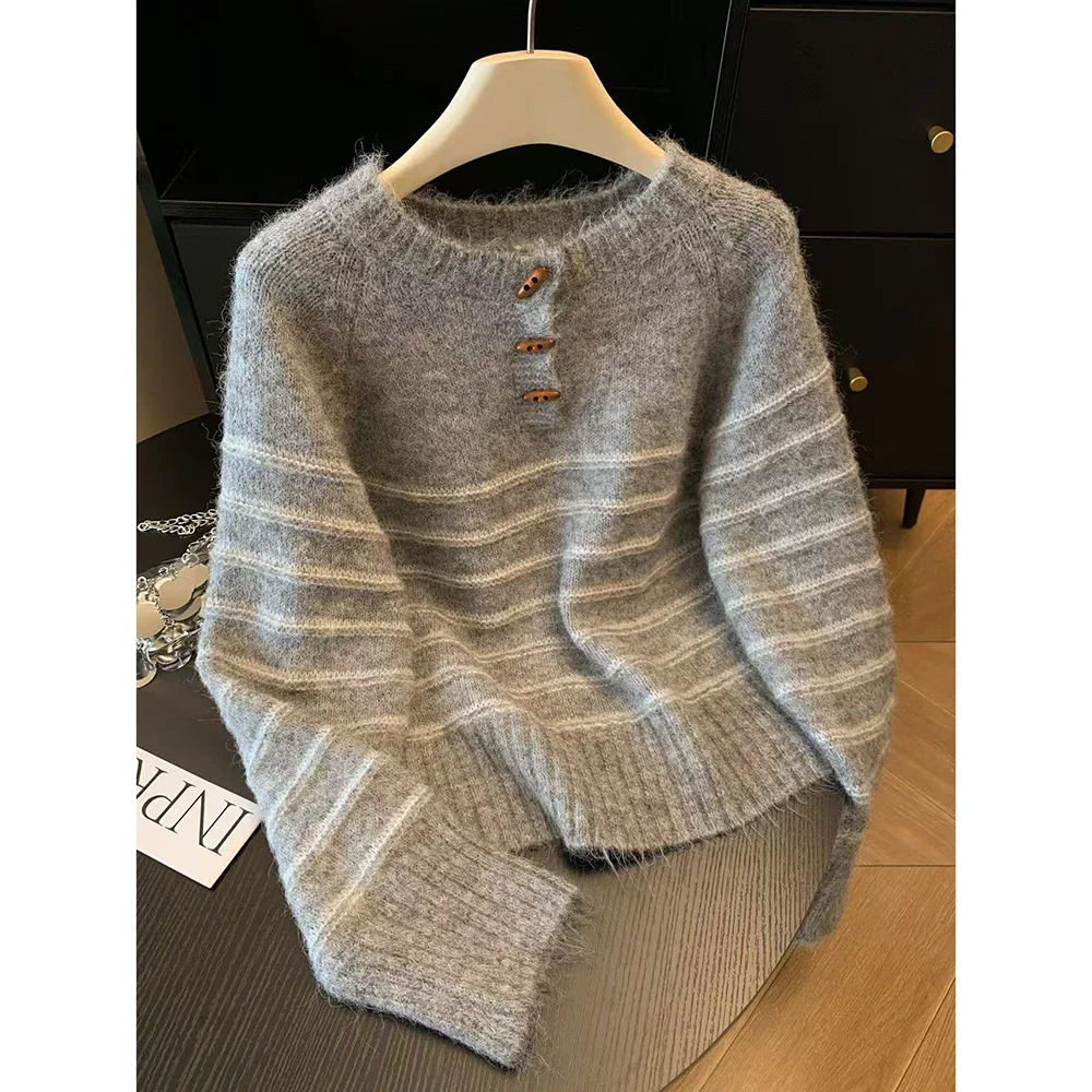Autumn Winter Women's Striped  - đánh giá và giá Embroidery